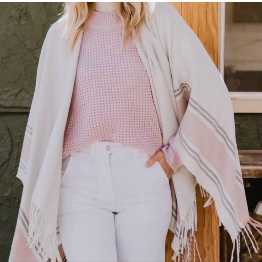 Siizu Poncho for causebox NWT wrap